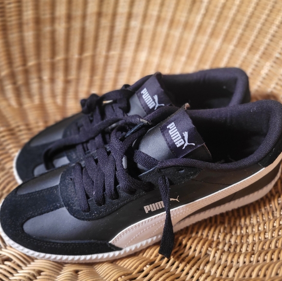 RARE NWOT 36699301 Puma Men's Astro Cup SL Sneakers Black Suede Size 9 - Picture 3 of 11